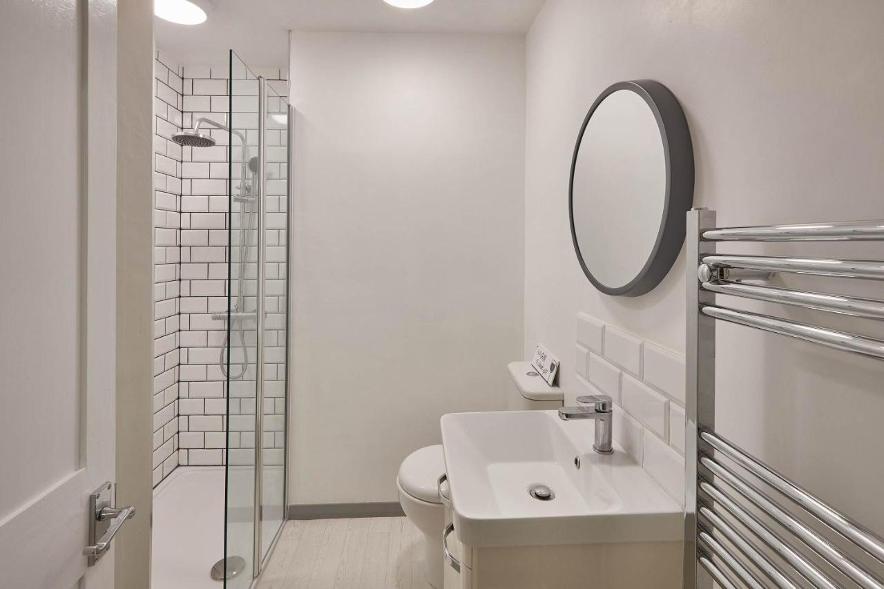 Host & Stay - Princess Place Townhouse Whitby Exterior photo